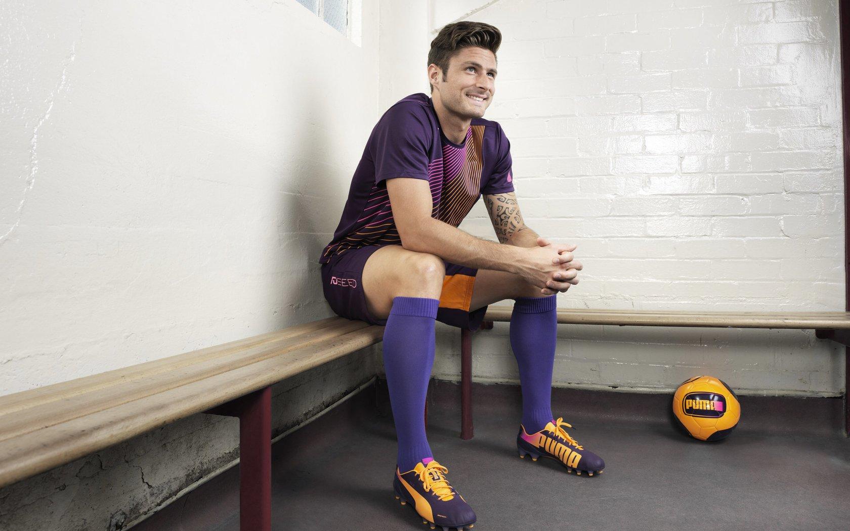 欧足联选定科瓦奇执裁巅峰对决 红军皇马再度交锋考验裁判功力